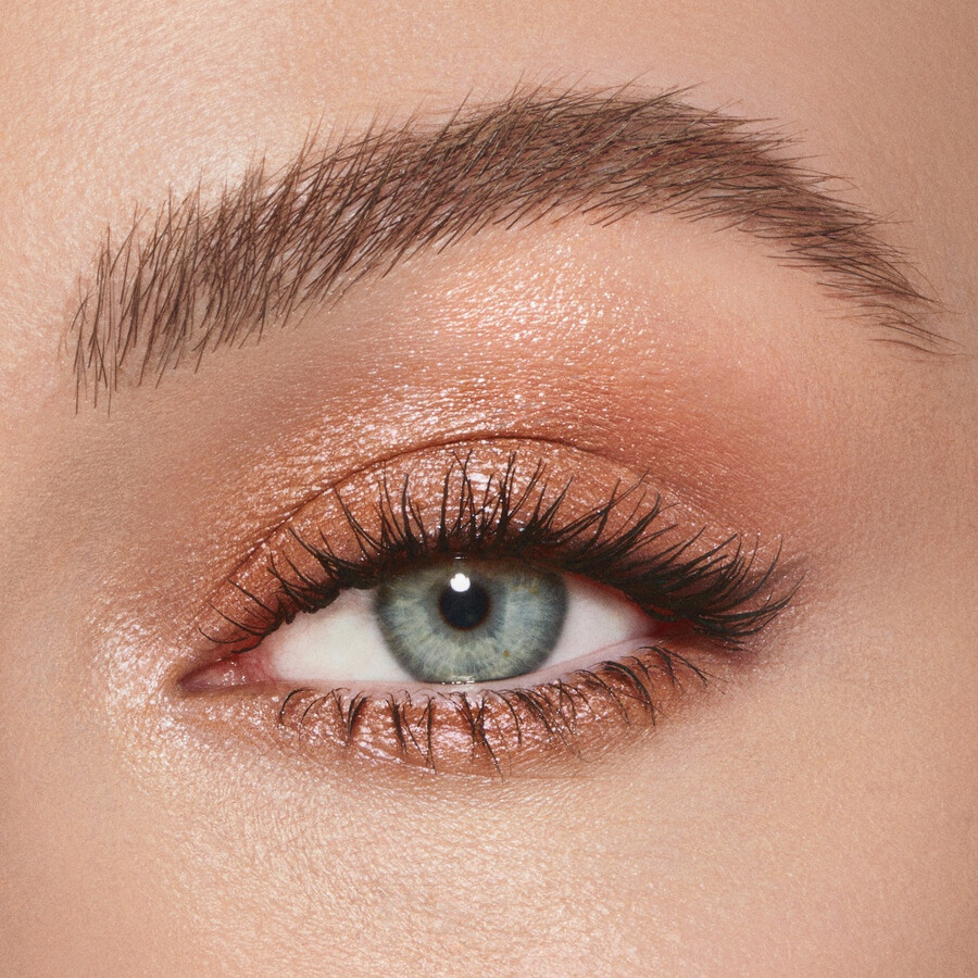 charlottes dreamy mesmerising eye duo