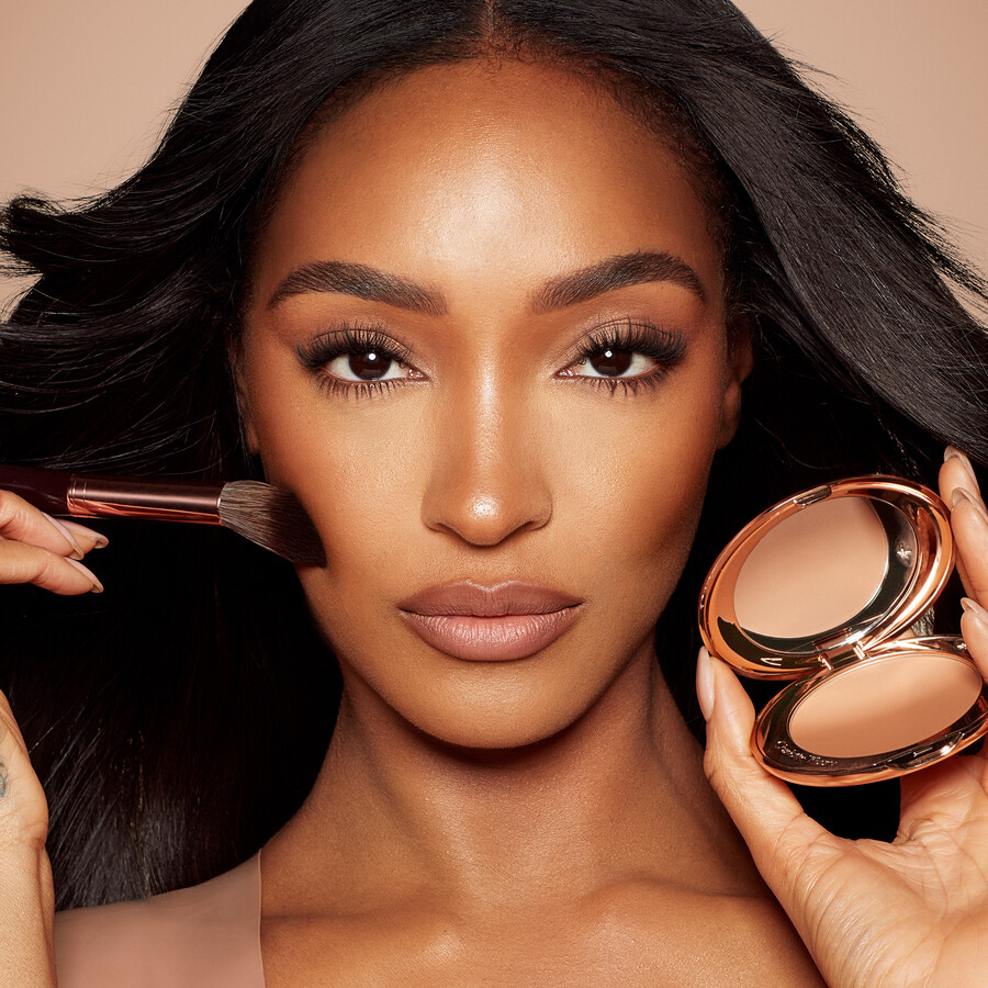 unreal flawless looking skin kit