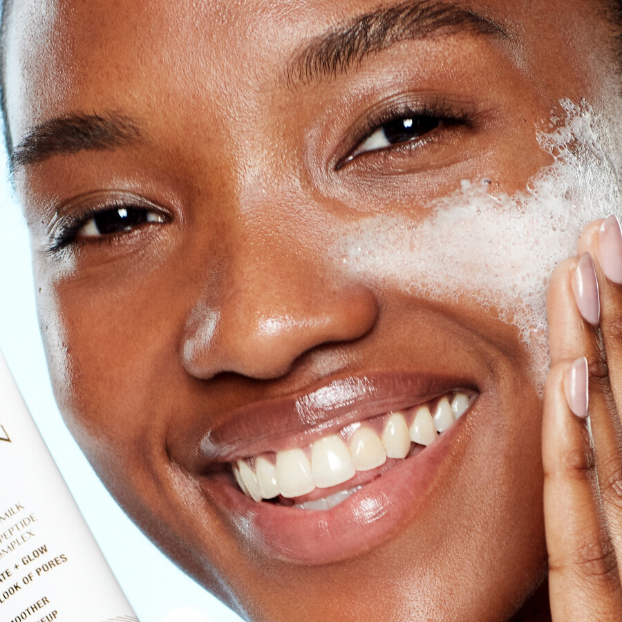 charlottes magic hydration revival cleanser